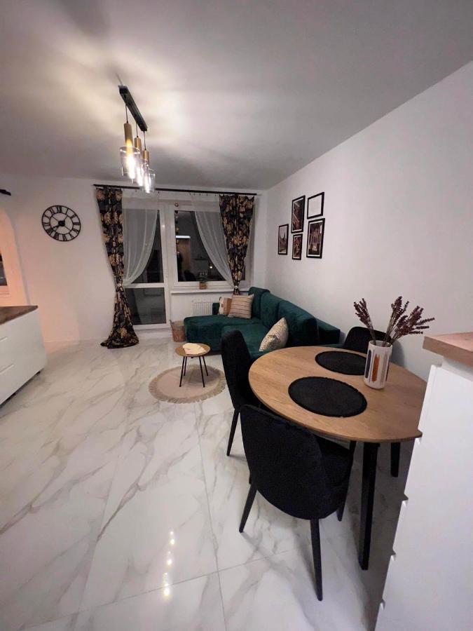 Pila- Balkon-3 Osoby-2 Lozka-Przytulny Apartament المظهر الخارجي الصورة